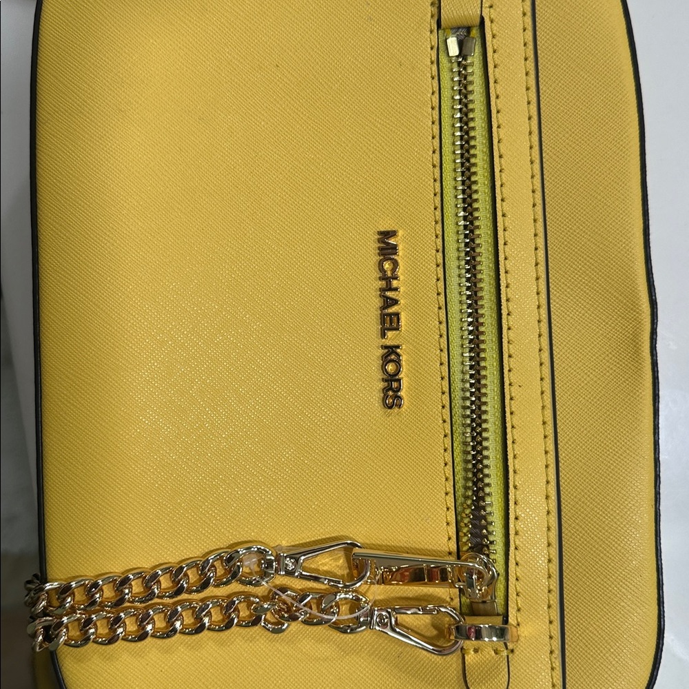 Jet Set Large Saffiano Leather Crossbody Bag
